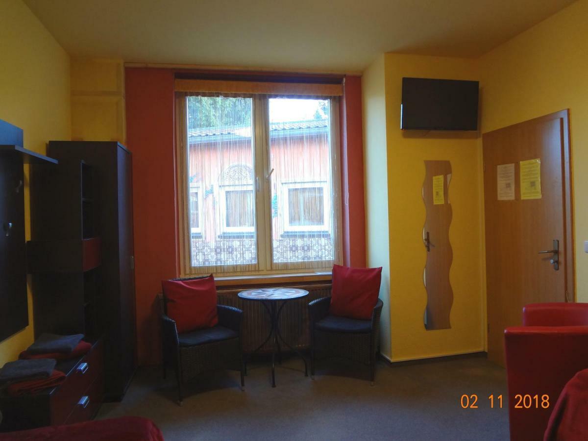 Ferienwohnung Direkt In Ilmenau Exterior photo