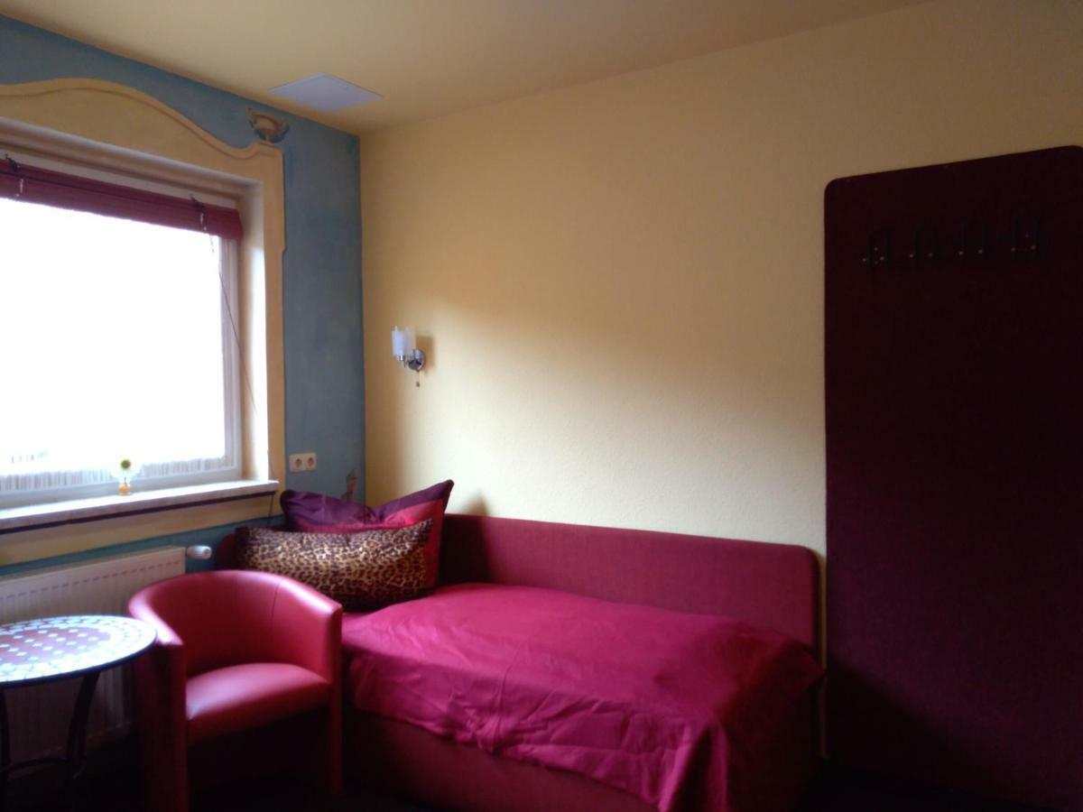 Ferienwohnung Direkt In Ilmenau Exterior photo